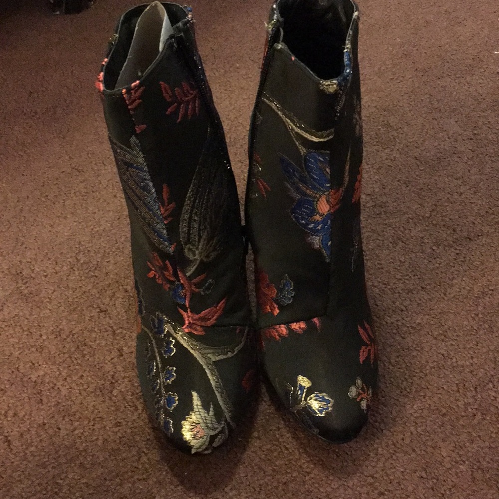 Just fab long boot beat Desginer